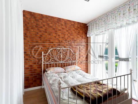 будинок за адресою Гідності вул. (Жертв Революції), 76А