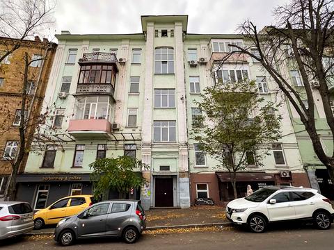 квартира за адресою Івана Драча вул., 6