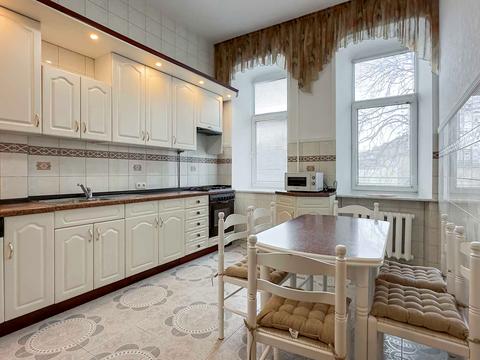 квартира за адресою Івана Драча вул., 6