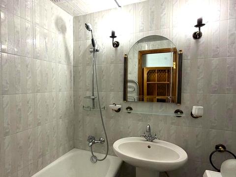 квартира за адресою Одеса, Академіка Корольова вул., 85/2