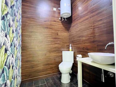 комерційна за адресою Зарицьких вул. (), 5