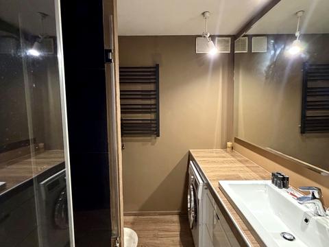 квартира по адресу Черновола ул., 21а