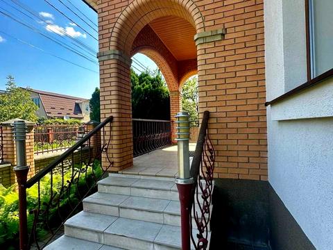 будинок за адресою Бровари, Петропавлівська вул. (Петровського)