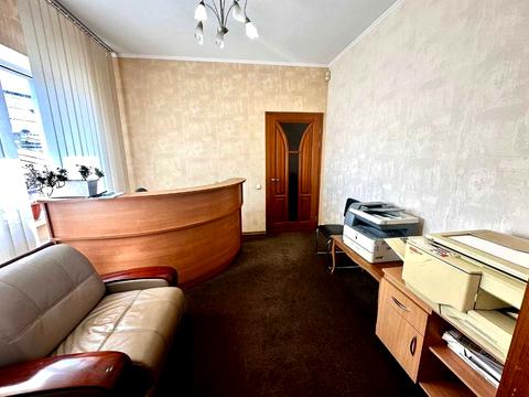 будинок за адресою Бровари, Петропавлівська вул. (Петровського)