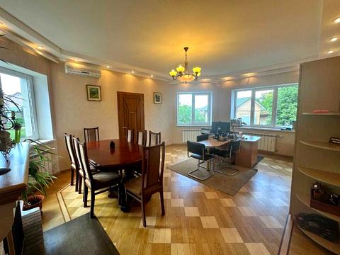 будинок за адресою Бровари, Петропавлівська вул. (Петровського)