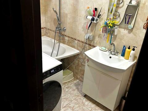 квартира за адресою Гнівань, Юності, 13