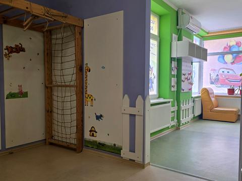 комерційна за адресою Зубрівська вул., 32