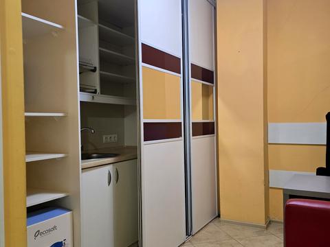 комерційна за адресою Зубрівська вул., 32