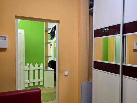 комерційна за адресою Зубрівська вул., 32