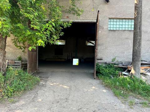 комерційна за адресою смт. Перечин, Богдана Хмельницького, 26