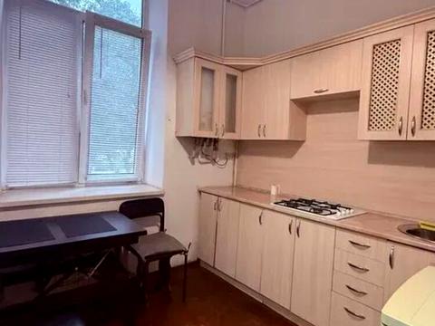 квартира за адресою Залізнична вул., 47