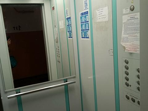 квартира за адресою Князя Володимира Великого просп., 140