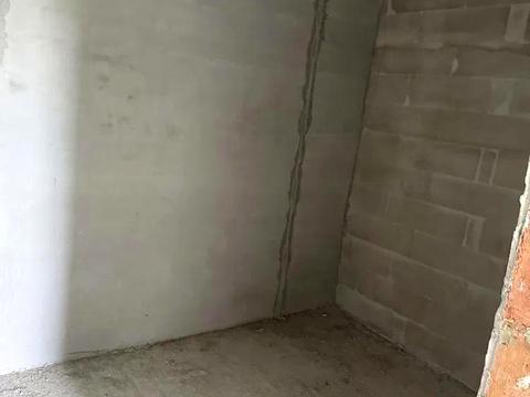 будинок за адресою Сергія Банаха вул.