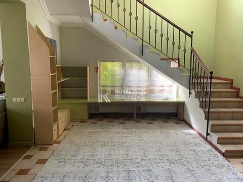 будинок за адресою Партизанська вул., 8