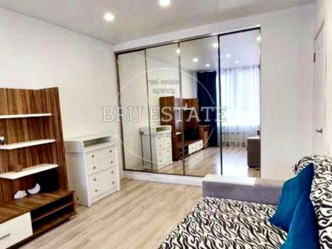 квартира за адресою Драгоманова вул., 10