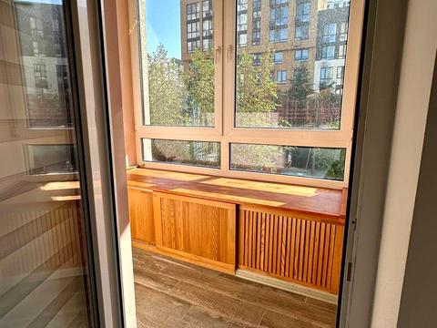 квартира за адресою Салютна вул., (Будинок 02301-02303)