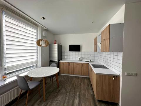 квартира за адресою Салютна вул., (Будинок 02301-02303)
