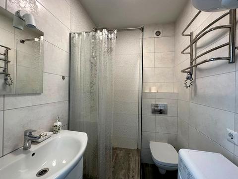 квартира за адресою Салютна вул., (Будинок 02301-02303)