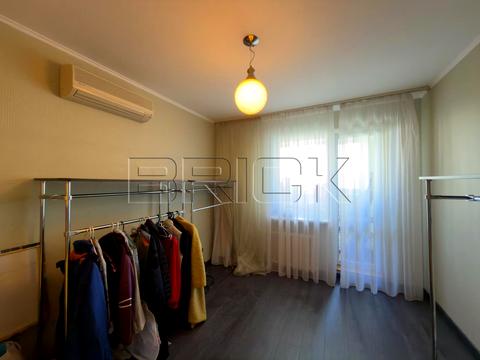 квартира за адресою Анни Ахматової вул., 37