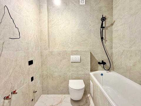 квартира за адресою Захисників України вул., 5