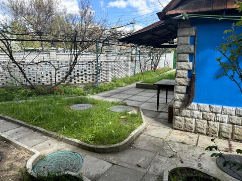 будинок за адресою Квітнева вул.
