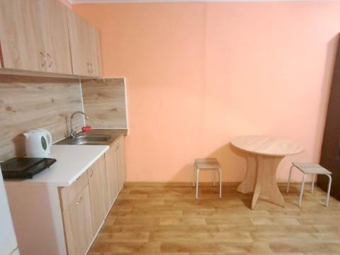 квартира за адресою Руставі вул., 12