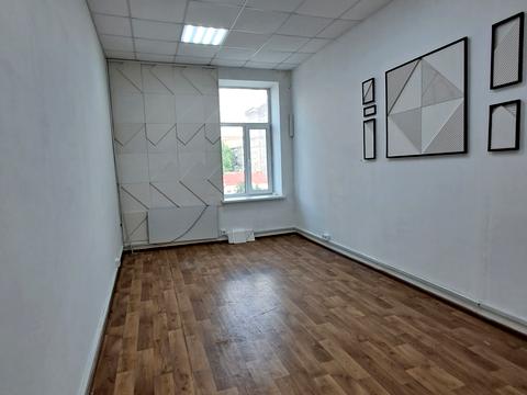 комерційна за адресою Хрещатик вул. (Kreschatic), 44