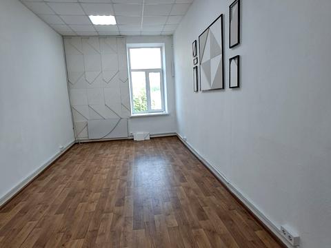 комерційна за адресою Хрещатик вул. (Kreschatic), 44