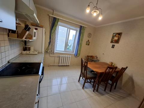 квартира за адресою Петра Григоренка просп., 1