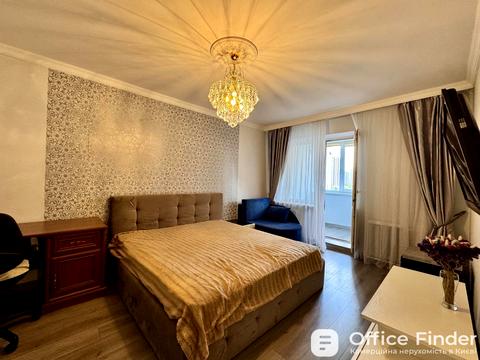 квартира за адресою Олени Пчілки вул., 4