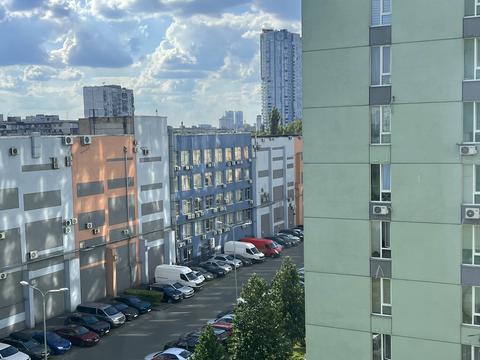 квартира за адресою Соборності просп. (Возз'єднання), 17 к2