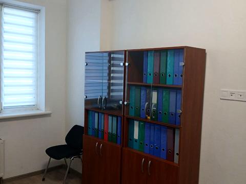 комерційна за адресою Андрія Верхогляда вул. (Михайла Драгомирова), 2-А
