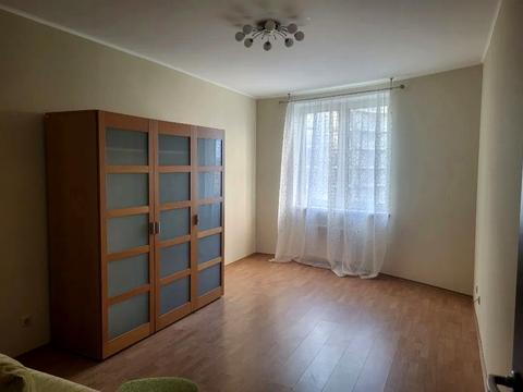 квартира за адресою Раїси Окіпної вул., 10