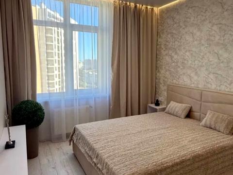 квартира за адресою Краснова вул., 1