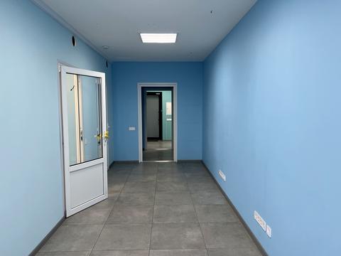 комерційна за адресою с. Софіївська Борщагівка, Київська вул., 34