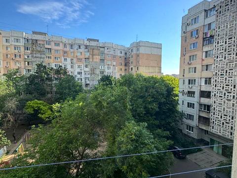 квартира за адресою Академіка Заболотного вул., 52