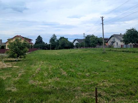 участок по адресу Стуса