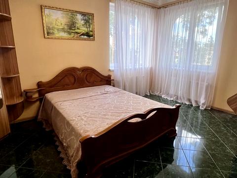 квартира за адресою Університетська вул., 2-Р