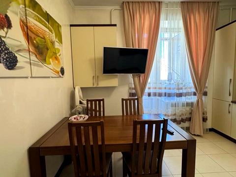 квартира за адресою Рівне, Гайдамацька вул. (Марфи Струтинської), 2в