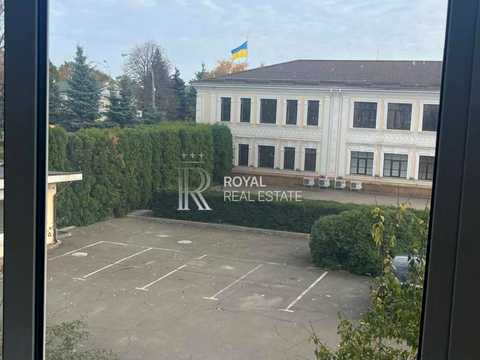 коммерческая по адресу Лаврський пер., 1