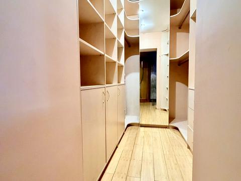 квартира за адресою Анни Ахматової вул., 16-Б