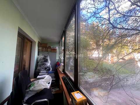 комерційна за адресою Бульварно-Кудрявська вул. (Воровського), 1