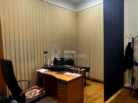 комерційна за адресою Січових Стрільців вул. (Артема), 40/42