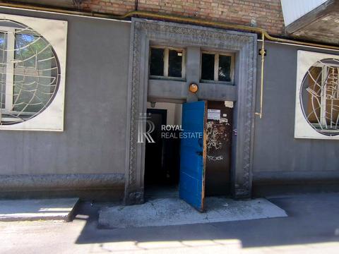 коммерческая по адресу Лобановского, 1