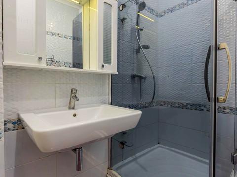 квартира за адресою Дніпровська набережна вул., 14-А