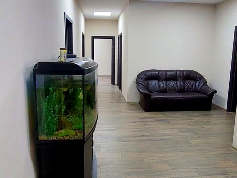 комерційна за адресою Тернопільська вул., 21