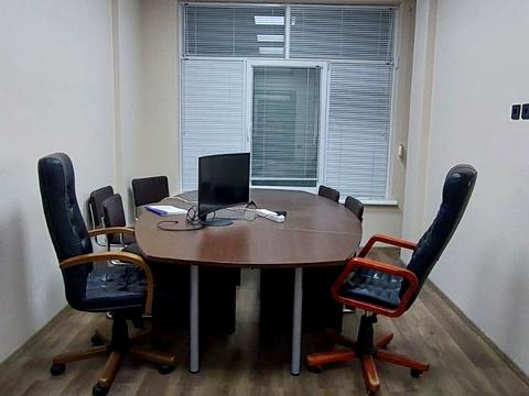 комерційна за адресою Тернопільська вул., 21