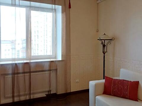 квартира за адресою В'ячеслава Чорновола вул., 25