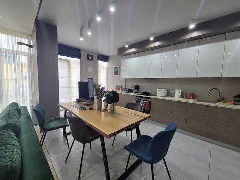 квартира за адресою Регенераторна вул., 4 к5