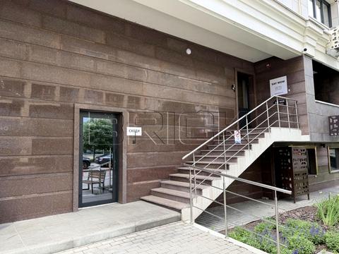 комерційна за адресою Золотоустівська вул., 25